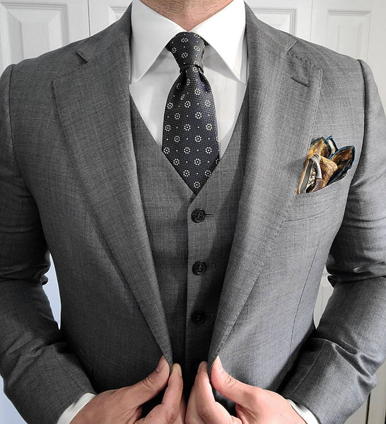 gray tie for interview